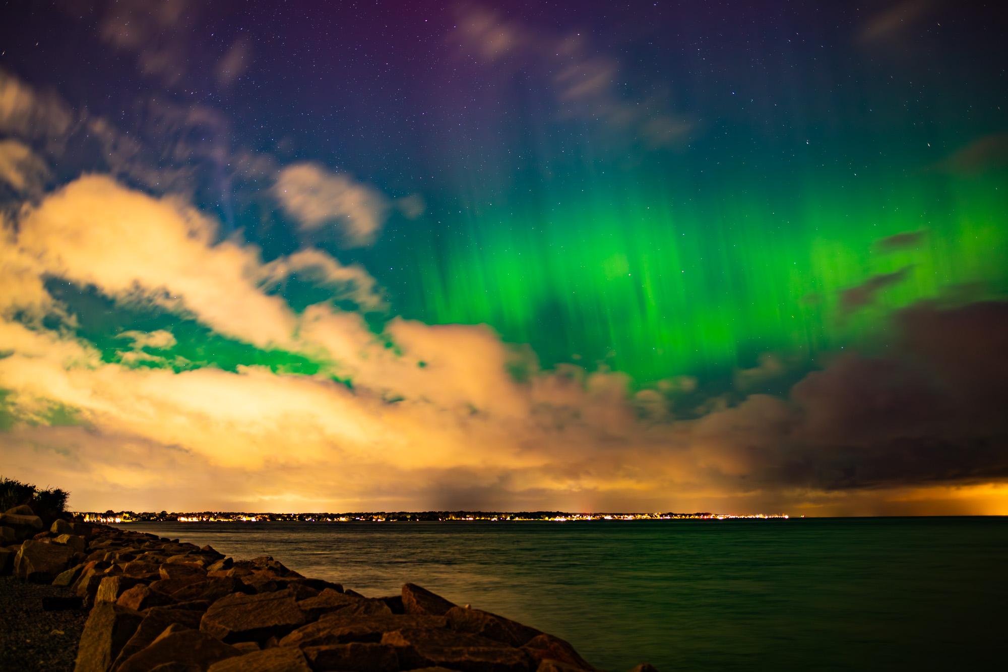 Catching Aurora Catching Aurora