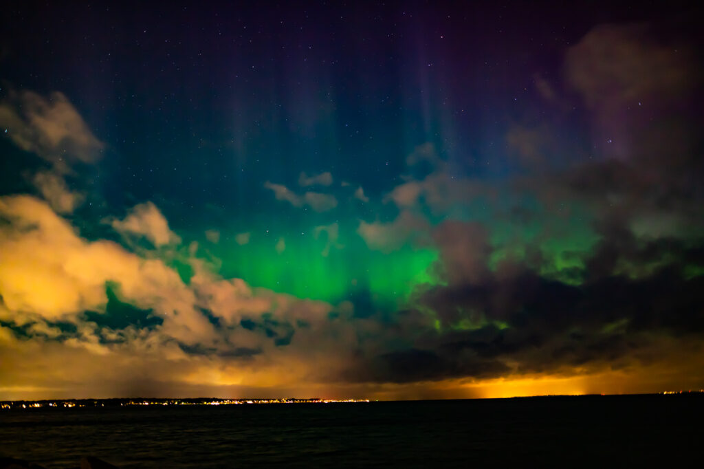 Catching Aurora fig11a