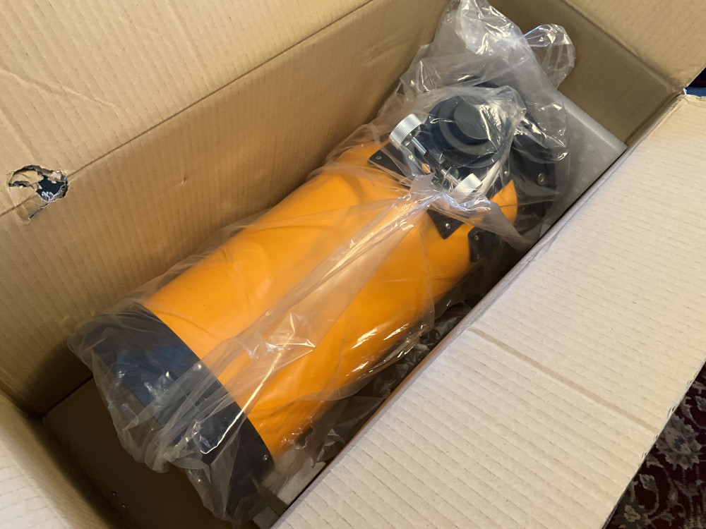 New Newt: Takahashi Epsilon-180ED f3 open