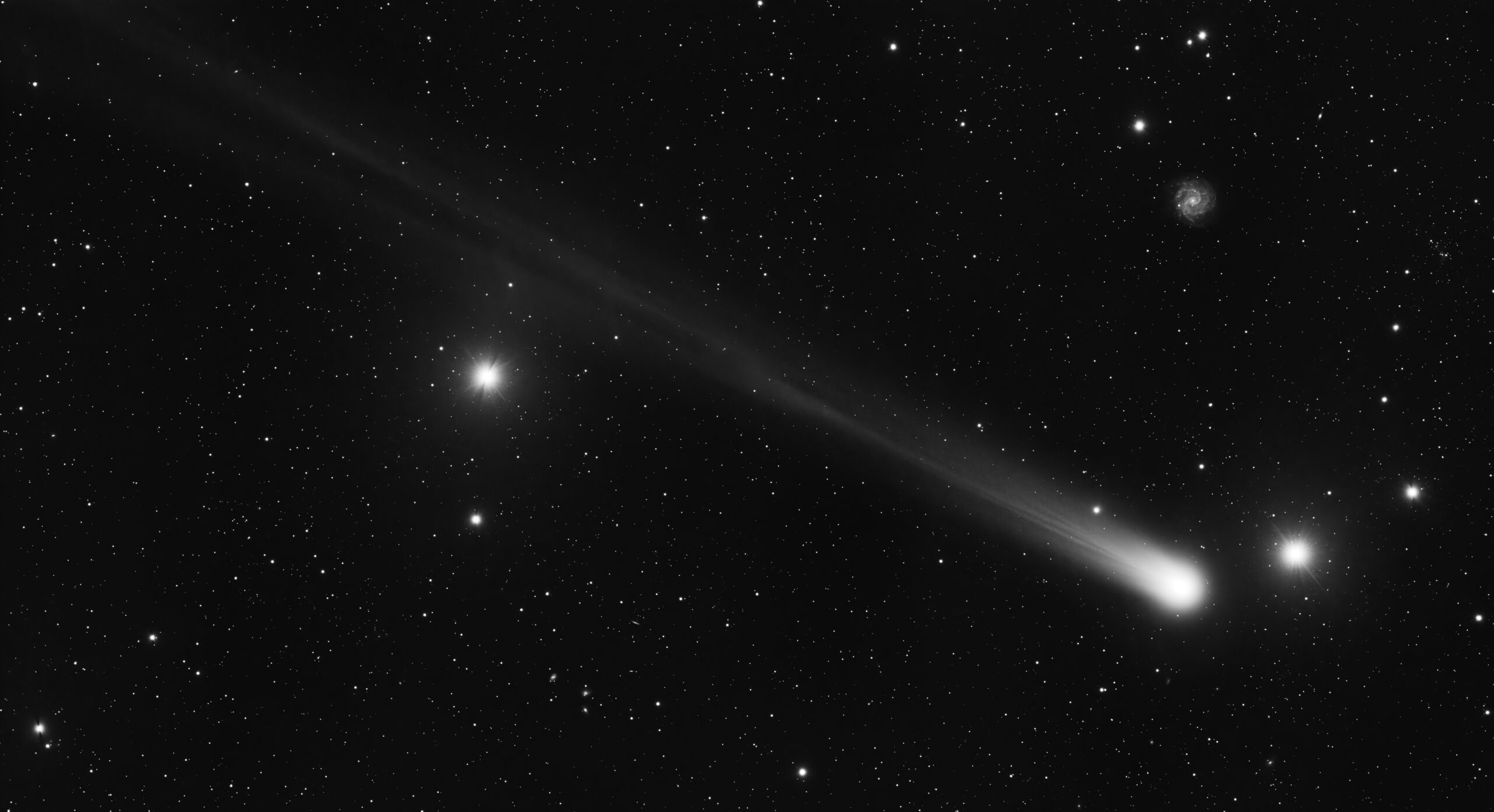 Comets f10b