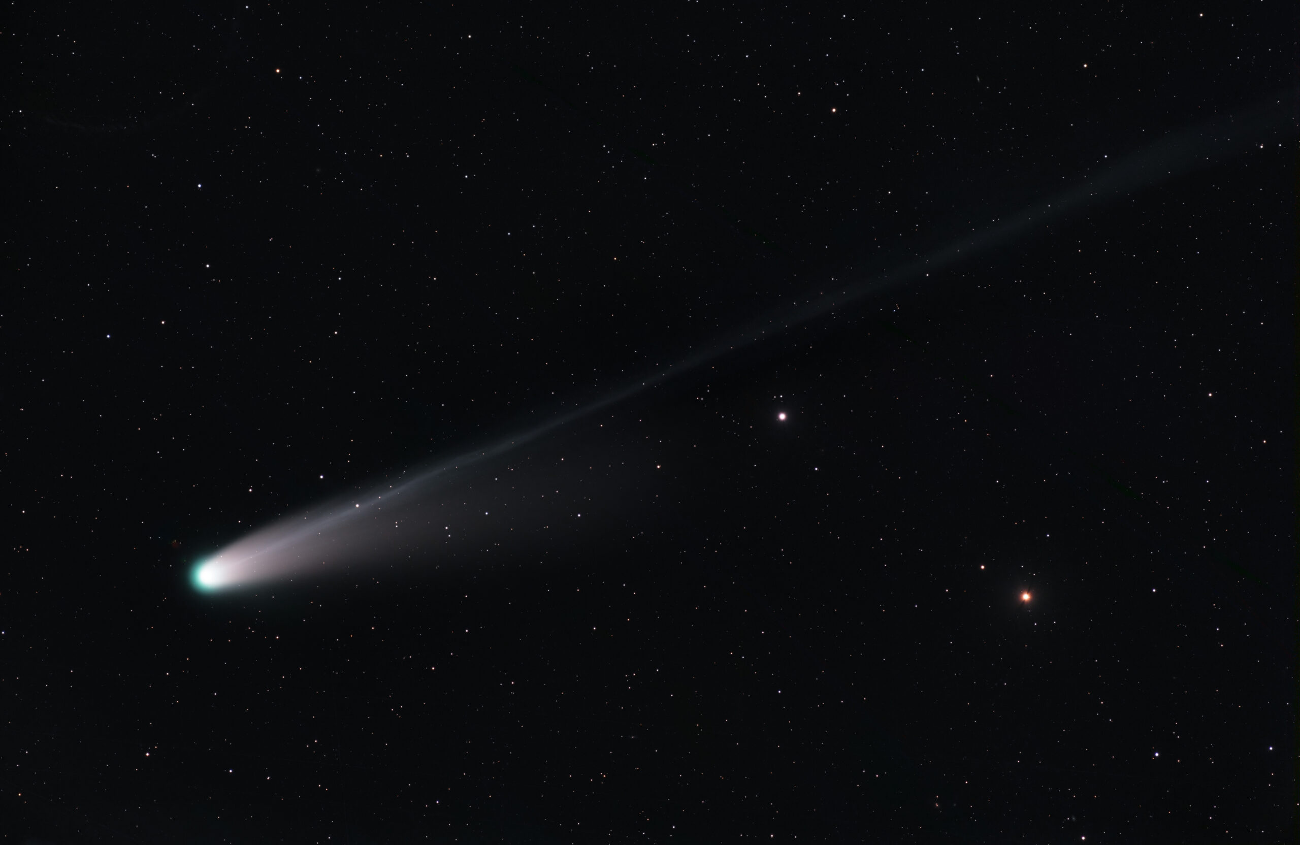 Comets f19b